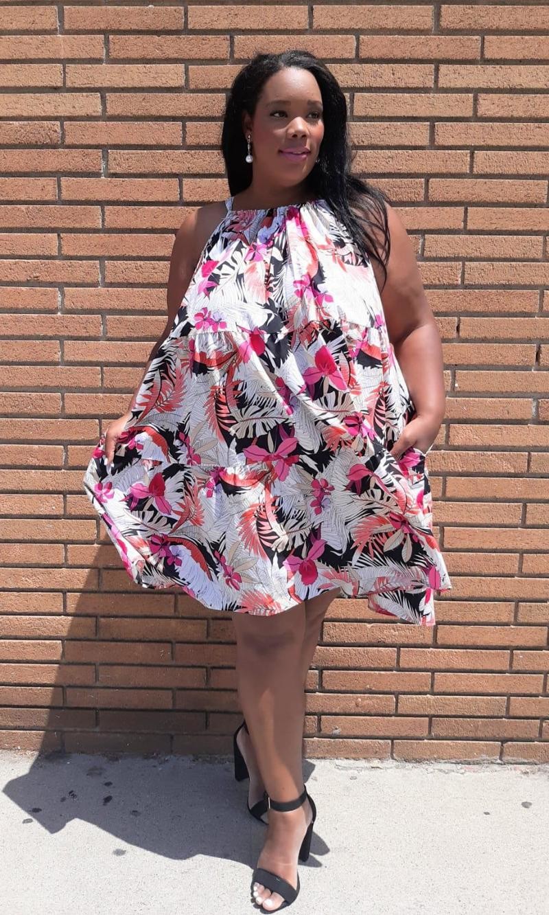 2705FL Plus Size Women Tropic Floral Pattern Flare Mini Dress With Pockets