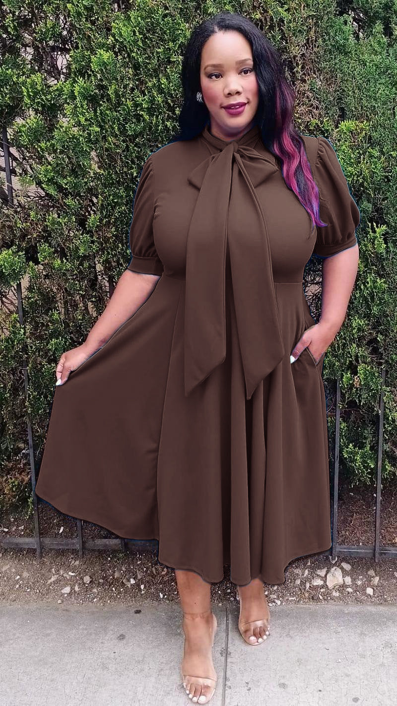 2852SO Plus Size Women Bow Collar Fit & Flare Midi Dress