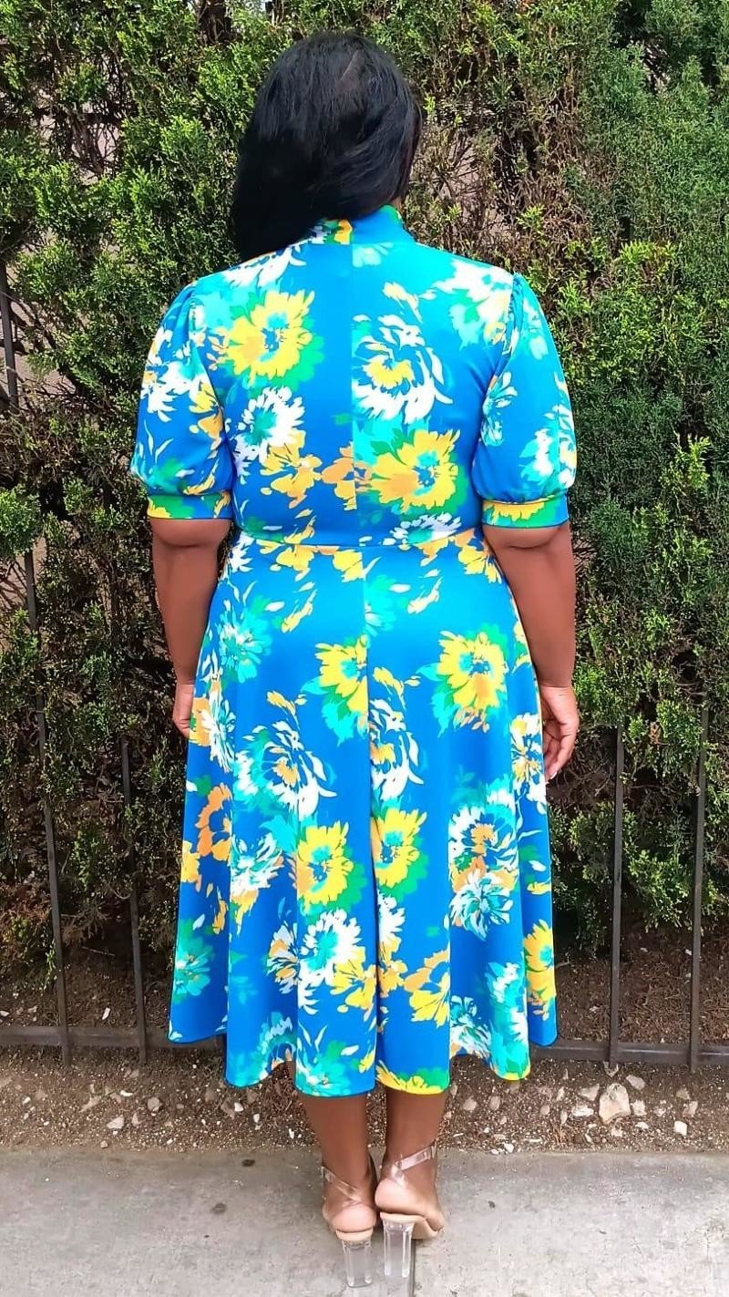 2852FL Viva Curvy Plus Size Flora Print Bow Collar Fit & Flare Midi Dress