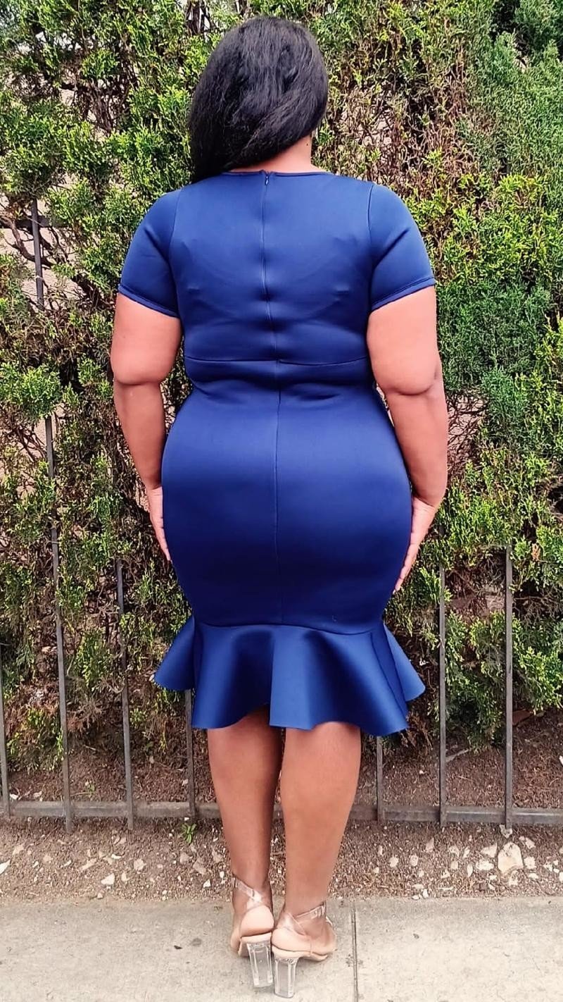 2904 Plus Size Sweetheart Neck Short Sleeves Mermaid Midi Dress