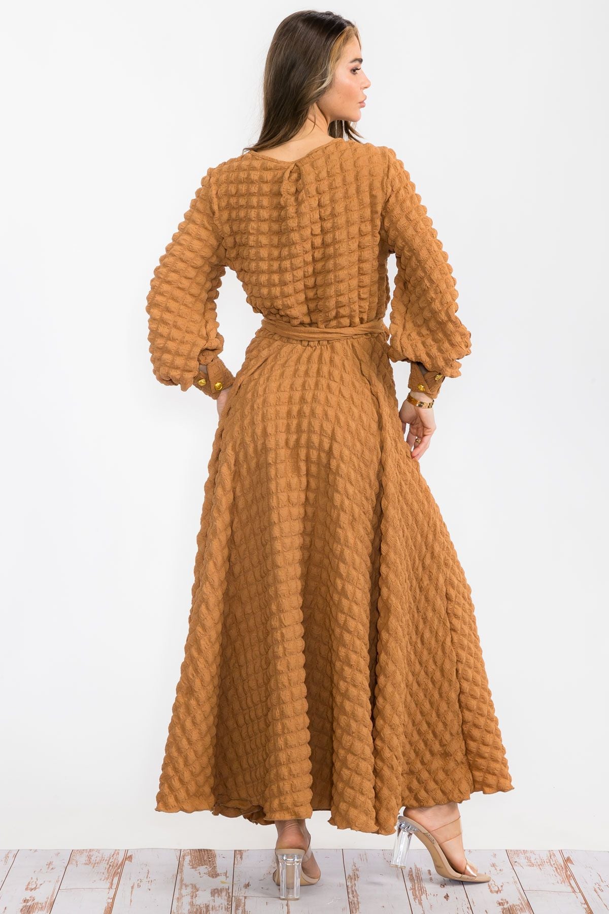 2951 PC Women Reg Size Buttons Cuffs Popcorn Fabric Maxi Flowy Belt