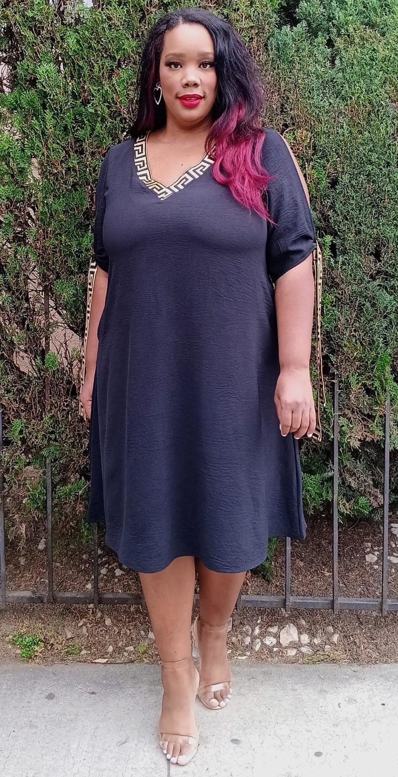 2866 Plus Size V-Neck Geometric Trim Elegance Cold Shoulder Knee Dress