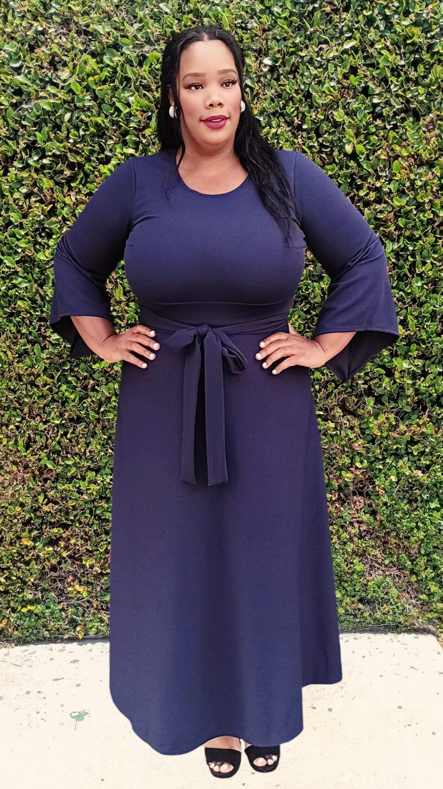 2920 Plus Size Bell Sleeves Sleeves Flare Maxi Flare Dress with Drawstring Belt and Pockets