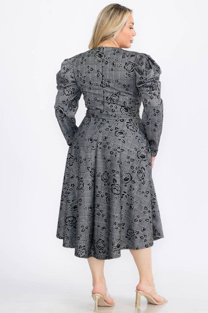 2959JQ  Jacquard Smocked Cuff Raglan Sleeves Flare Midi Plated Dress With Belt