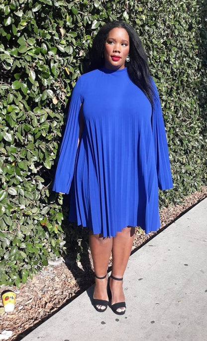 Plus Size Cape Sleeve Keyhole Back Pleated Knee Dress