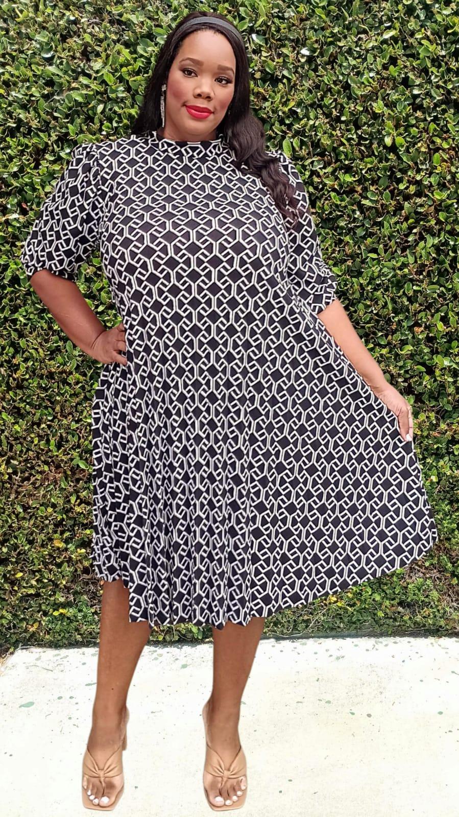 2926BW PLEATED PLUS