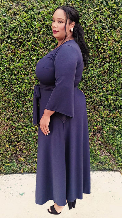 Plus Size Bell Sleeves Sleeves Flare Maxi Flare Dress with Drawstring Belt and Pockets